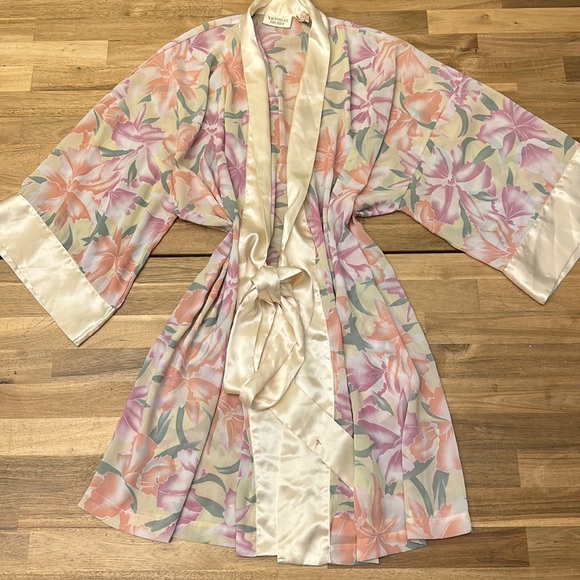 Victoria's Secret | Intimates & Sleepwear | Vintage Victorias Secret ...